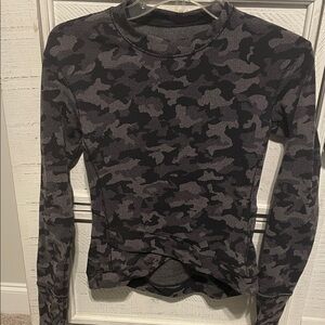 Lululemon Close to Crossing fitted Rulu Camo